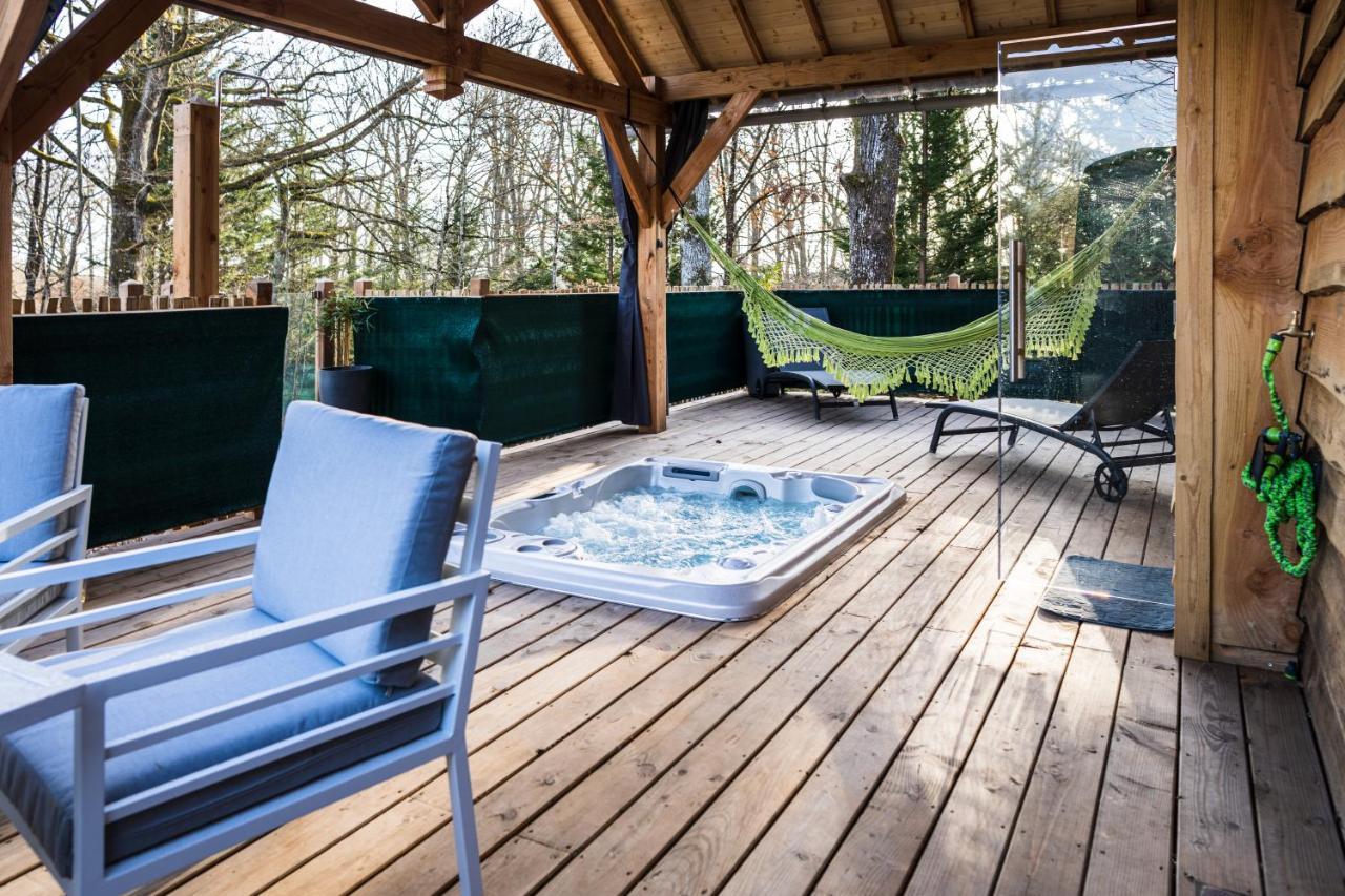 Charmante Cabane Dans Les Arbres Avec Jacuzzi Et Sauna Boismorand Экстерьер фото
