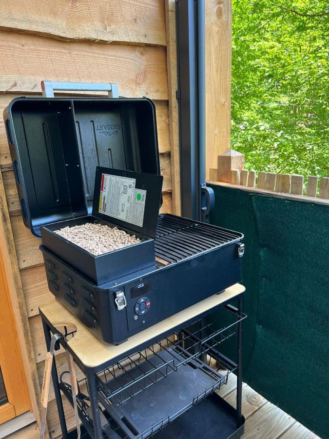Charmante Cabane Dans Les Arbres Avec Jacuzzi Et Sauna Boismorand Экстерьер фото